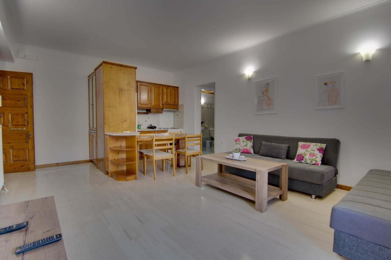 The Big Cypress Apartments Apolpaina ภายนอก รูปภาพ